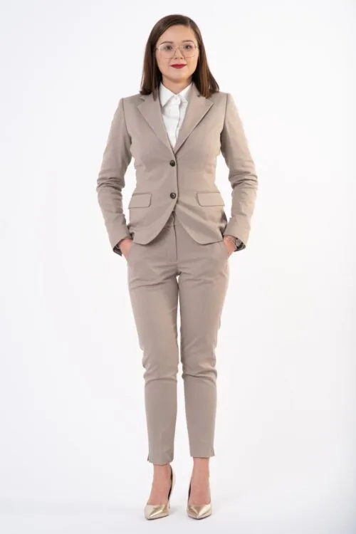 Komplet - beżowy - żakiet i spodnie/spódnica