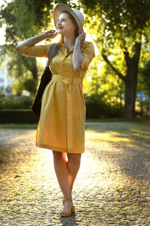 Żółta sukienka koszulowa