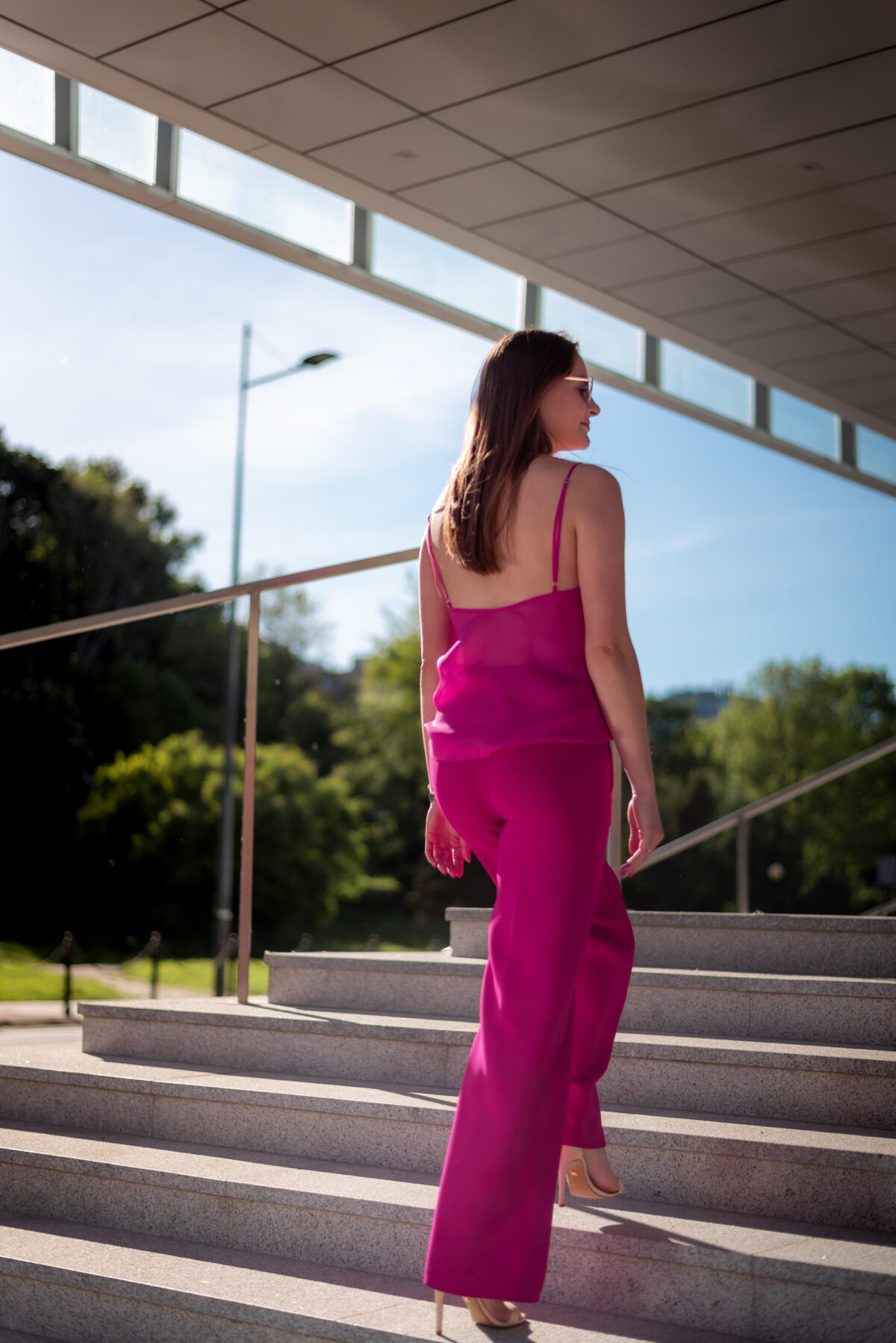 Eleganckie spodnie Adela z szeroką nogawką — Fuksja, zdjęcie 6