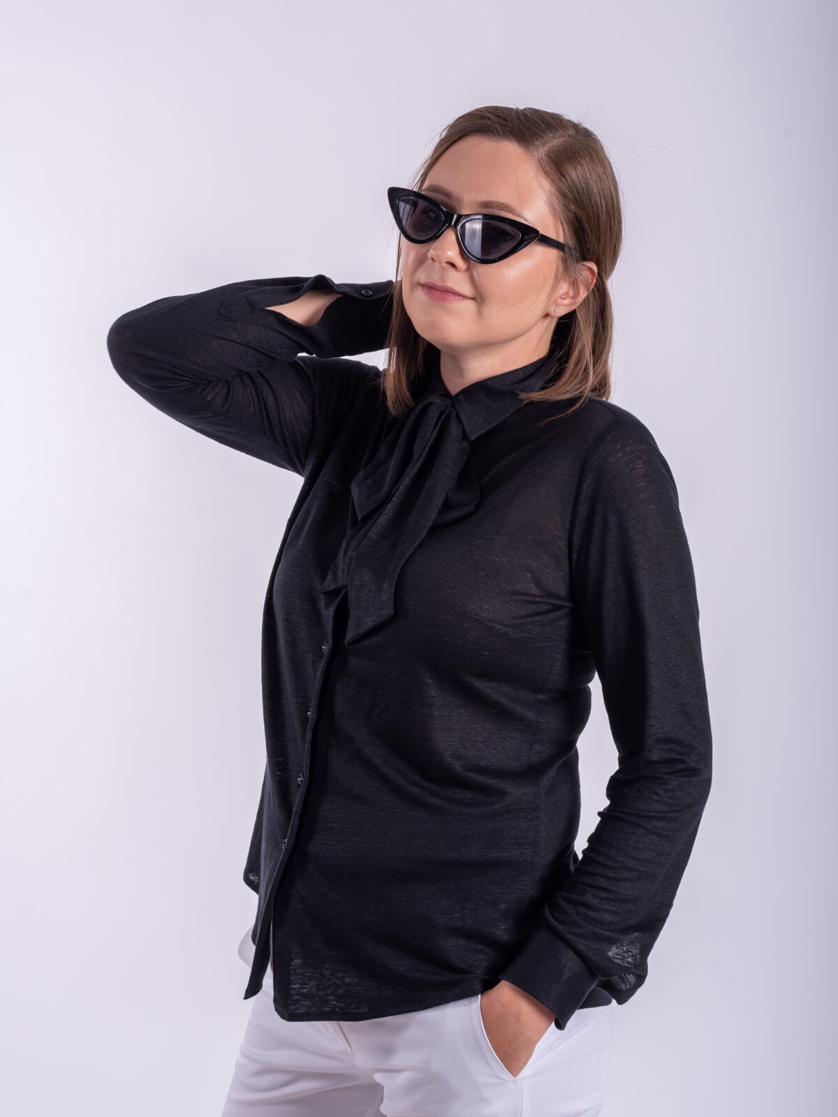 Lniana koszula z kokardą Halka — Czarny, zdjęcie 6